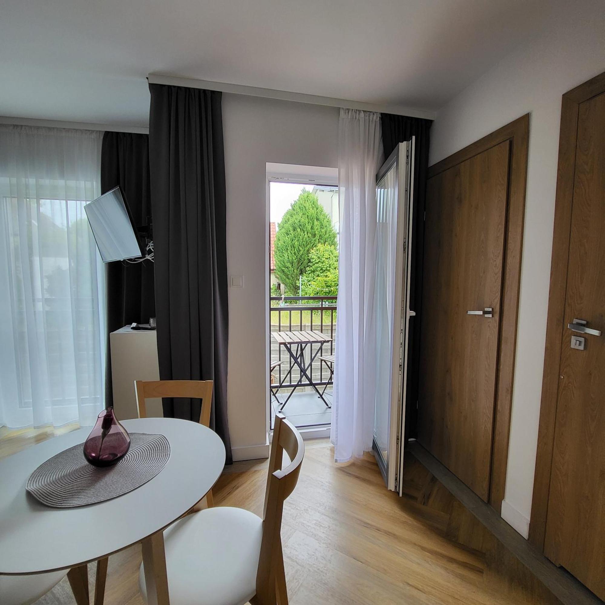 Apartamenty Julia Apartamenty Ozonowane Ustronie Morskie Exteriör bild