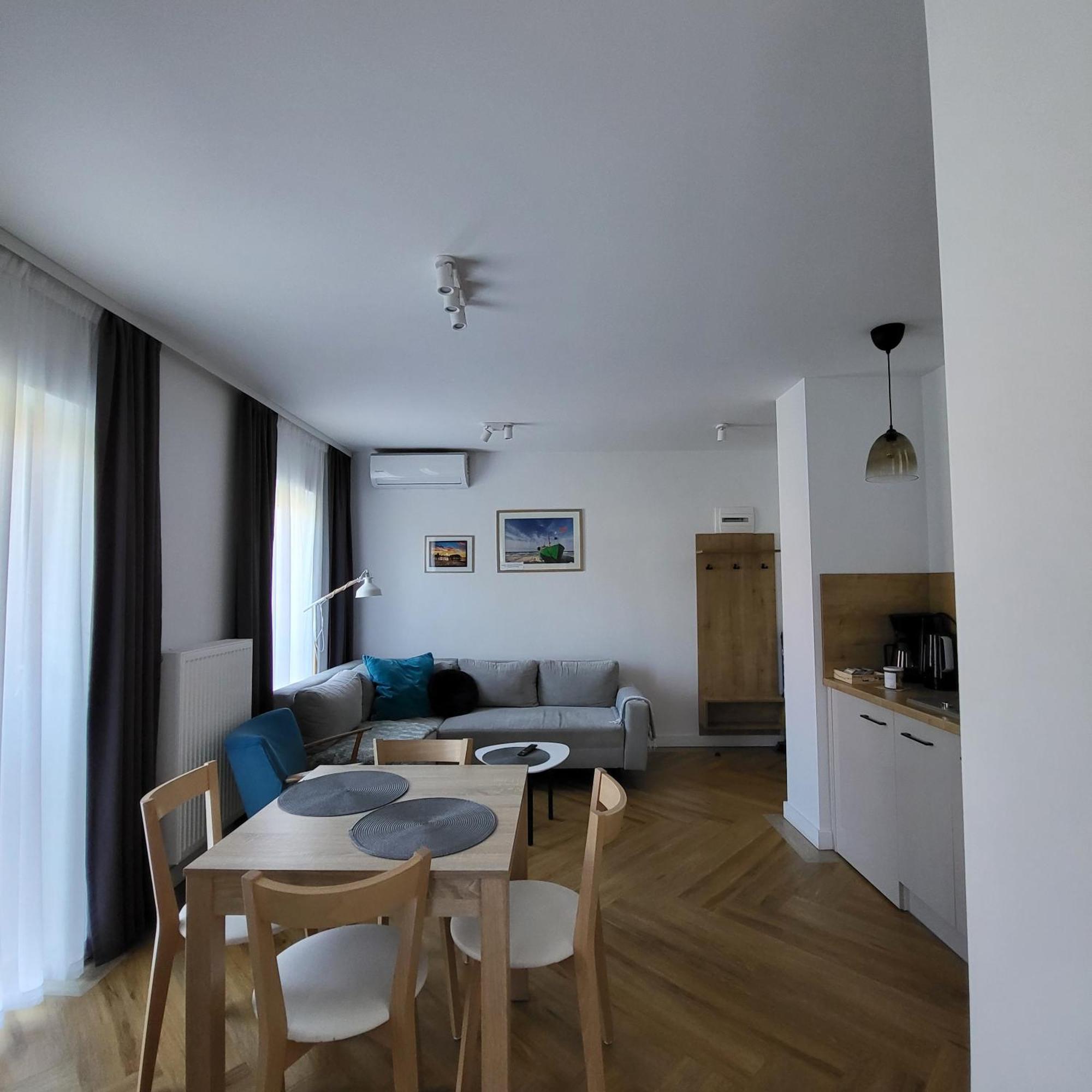 Apartamenty Julia Apartamenty Ozonowane Ustronie Morskie Exteriör bild