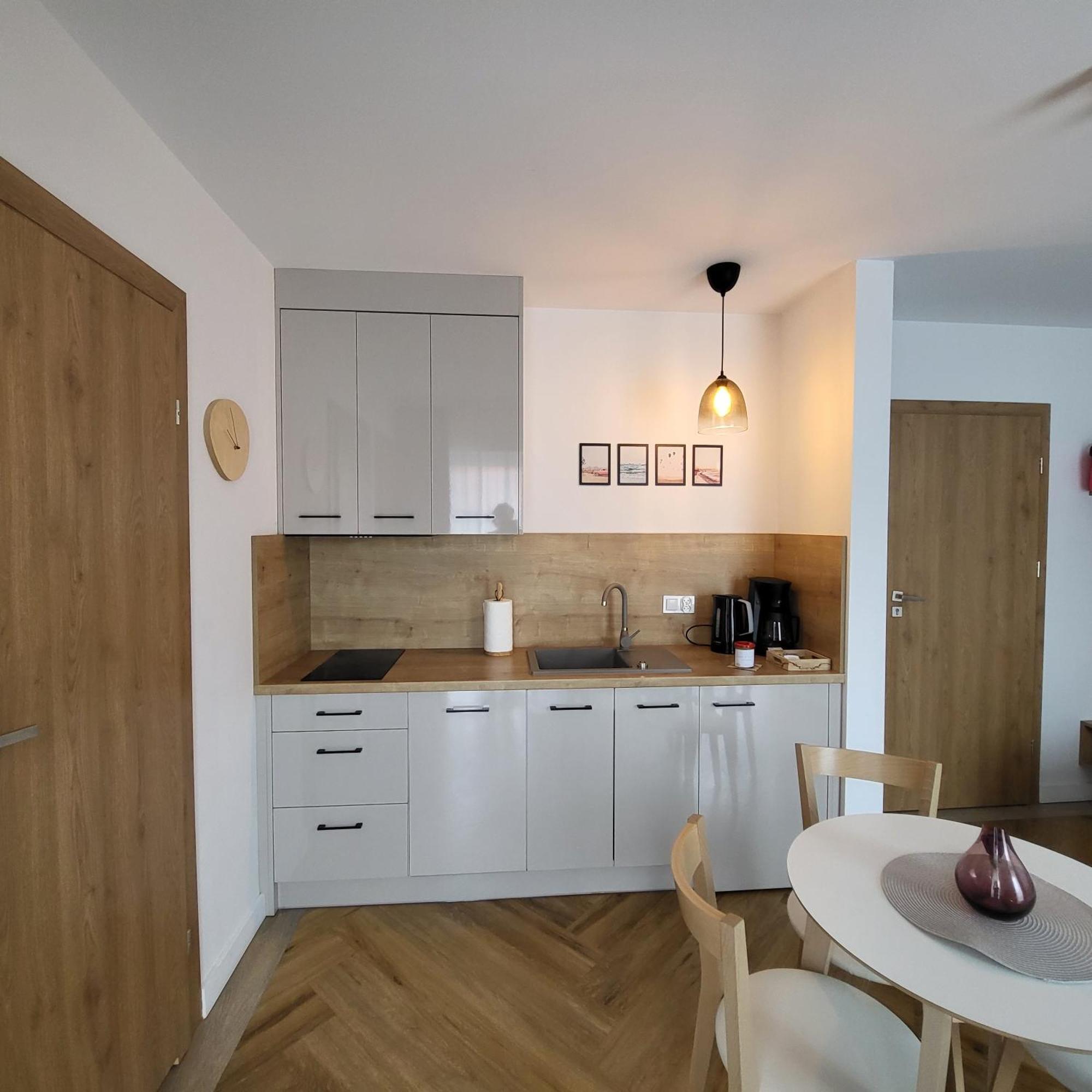 Apartamenty Julia Apartamenty Ozonowane Ustronie Morskie Exteriör bild