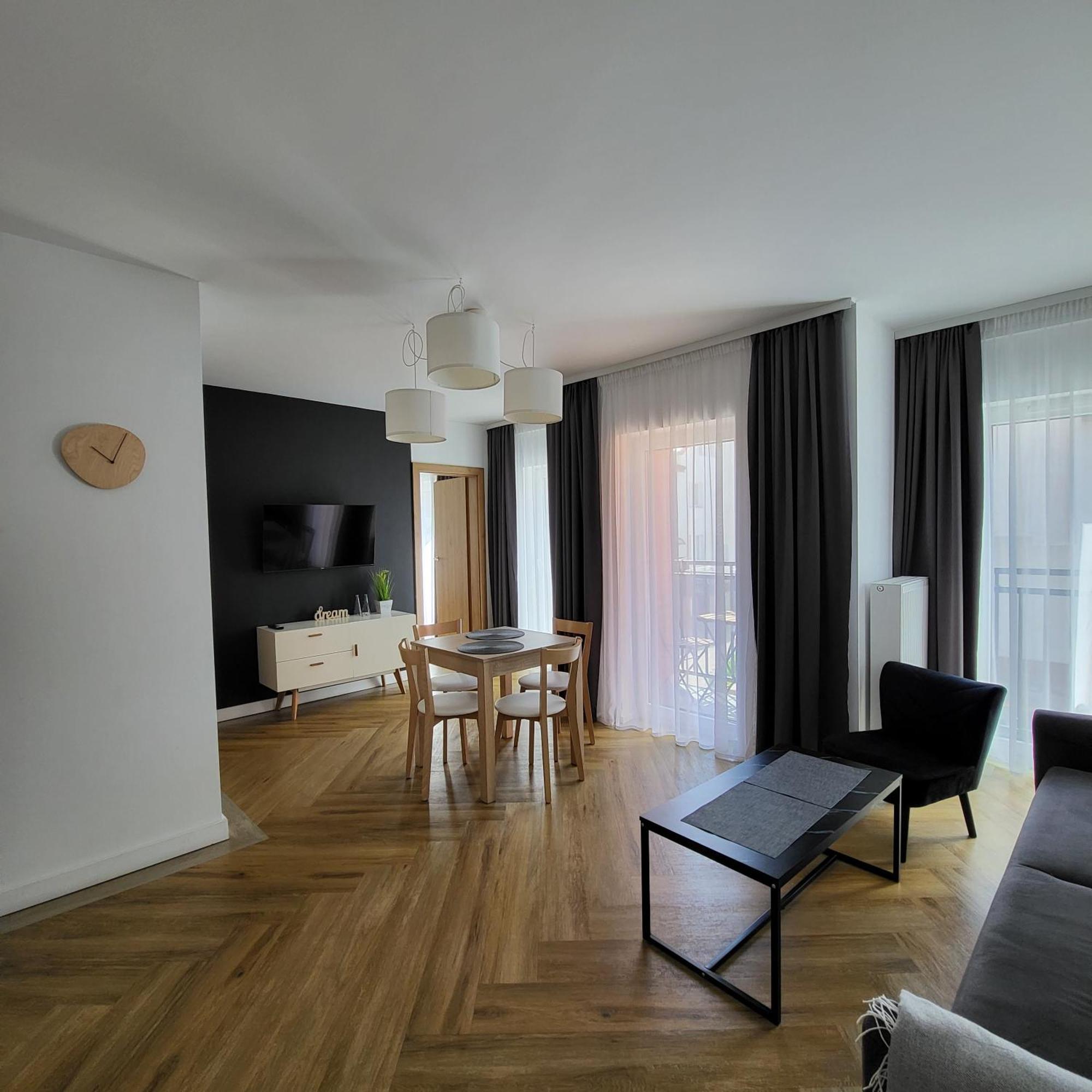 Apartamenty Julia Apartamenty Ozonowane Ustronie Morskie Exteriör bild